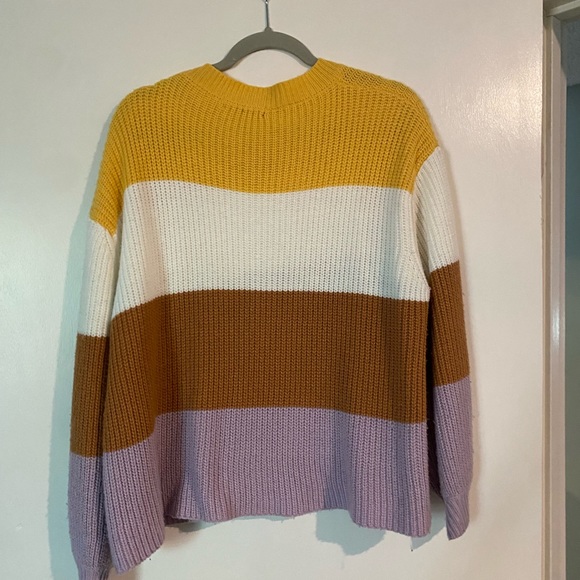 🦋 2 for 10 🦋 STRIPED SWEATER - Picture 3 of 3